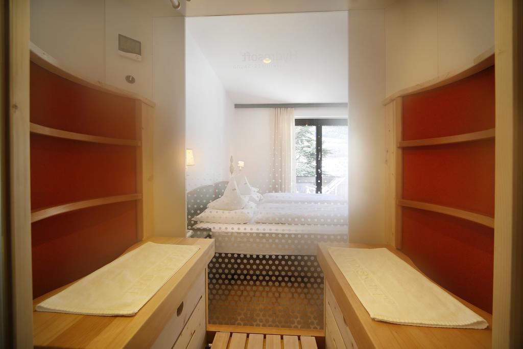 Parkhotel Tirolerhof لاغوندو المظهر الخارجي الصورة